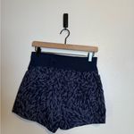 Athleta  Trekkie North Printed Short Photo 3