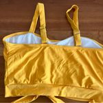 Women’s Coral Reef Bright Yellow Bikini Top Tie Front Size Medium Photo 3