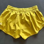 Lululemon  Hotty Hots Athletic Shorts Yellow/Green 2” Inseam Women’s Sz 6 GUC Photo 2