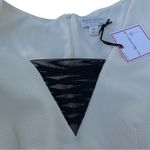 Bisou Bisou  Classic White Sleeveless Top Size M Photo 4