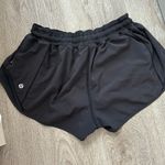 Lululemon Hottie Hot 2.5 Black  Shorts Photo 0