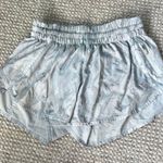 Lululemon White Patterned Shorts Size 6 4”” Photo 0
