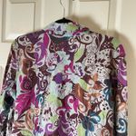 I.E Relaxed Woman’s Colorful Button Photo 6