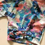 JoyLab NWT  floral watercolor short sleeve swim top size small Photo 4