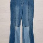 Harper Heritage Francesca's Women's Size 30 Two-Tone High Rise Flare Jeans Photo 1