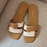 Tuckernuck NEW Cognac and White Leather Muse Sandals Size 8 Photo 3