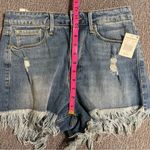 Good American  Women’s Bonbshell Shorts Photo 13