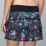 Lululemon  Run Pace Setter Skirt 4 Way Stretch in Curious Jungle Multi Black Photo 0
