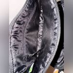 Vera Bradley  Little Hipster in Baroque Retired Winter 2010 Photo 4