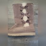 Koolaburra by UGG Size 10 White Photo 9