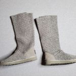 Uggs Cardy Gray Knit Boots Photo 1