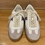 Dolce Vita Notice Sneakers in White Gray Leather Photo 2