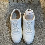 Life Stride  white comfort sneakers Photo 4