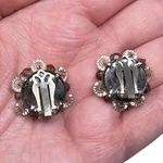 Vintage Unsigned AB Aurora Borealis Snowflake Shaped Clip On Earrings Cluster Multiple Photo 3