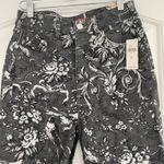 Pilcro NEW WITH TAG  CIGARETTE STRAIGHT JEANS IN DARK FLORAL SIZE 28! Photo 7
