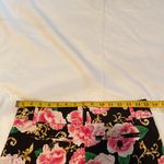 54 New York & Company 7th Avenue Suiting Collection Floral Stretch Shorts Black Size 2 Photo 3