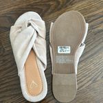 Windsor Never worn- Baby pink sandals - tag still on Photo 1