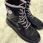 Dr. Martens  1460Y Heart Boots – Youth Size 7 Women’s 6 Black & Purlle Leather Photo 2