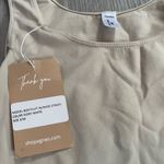 Agnes Cream Scoop Photo 5