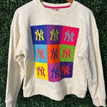 Terez Women's New York Yankees  Cream Classic Oversized Pullover Sweatshirt Sz Sm Photo 0
