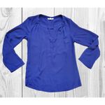 Skies Are Blue  Shirt Top Women Small Classic V-Neck Blouse Blue Wrinkle Free Photo 4