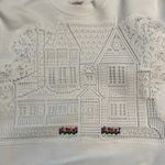 Vintage Appliqué Lace White Granny Sweatshirt with House and flowers Medium Photo 2