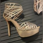 Sparkly Mix No 6 high heel prom shoes, work once!‎ Gold Size 8.5 Photo 3