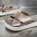 Altar'd State Altar’d State Leslie Metallic Rose Gold Platform Sandals - Size 10 - GUC Photo 0