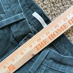 Levi's Women's Mid-Rise '94 Baggy Straight Jeans Mid Rise Green Corduroy Size 24 Photo 9