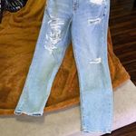 American Eagle Outffiters Distressed Mom Jean in Light Wash Photo 7