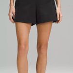 Lululemon  Black Stretch Woven Relaxed-Fit High-Rise Short 4" S Photo 0