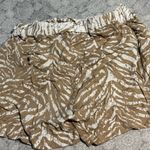 Liverpool  Shorts Women's Size Small Tan & White Casual Elastic Waist Shorts S Photo 5