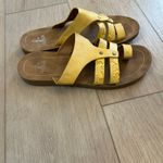 Corkys Women’s Sandcastle Slip On Sandal Sz 10 Yellow Photo 6