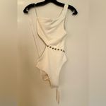 Red Carter NWT  Peri One Piece Swimsuit Ivory Size S Photo 1