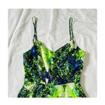 Everly β
NWOT Dress - Multicolored Green β
Photo 9
