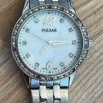 Pulsar Ladies Watch Crystals White Dial Stainless Bracelet Photo 0