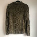 Orvis Charles F  Chunky cable Knit Sweater size medium cotton cashmere pea green Photo 6