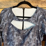 Phax‎ Blue Lovely Long Sleeve Rash Guard Size Large Photo 2