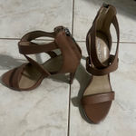 Kenneth Cole Beige Nude  Heels Photo 0