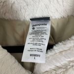 Patagonia Woman's Sz L White Faux Fur Pelage Two Button Zebra Patterned Jacket Photo 7