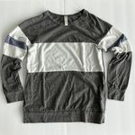 Vanilla Bay Grey Sweater Sz SM Photo 0