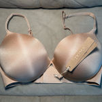 SKIMS  Push-Up Ultimate Bra Plunge Collection Photo 0