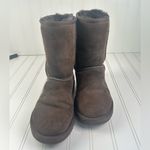 UGG  Women’s Chocolate Shearling Classic Short II Boots Sz 7 Photo 5