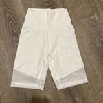 Aerie White High-Rise Bike Shorts Women’s Size XS NWT Stretch Medium Support Photo 0