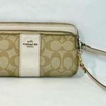Coach Signature CC Khaki Double Zip Wristlet Wallet F52848 Photo 2