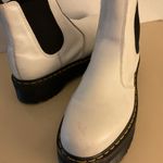 Dr. Martens  women white leather platform chelsea Quad boots size 11 Photo 4