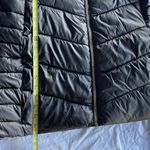 Karl Lagerfeld Packable Puffer Jacket Quilted Hooded Waist Coat Women’s Sz S Photo 4