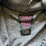Thrill Gray Zip Photo 11