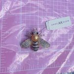 Anne Klein bee π brooch micro pave setting gold tone Photo 3