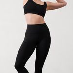 Athleta  Mint Salutation Stash High Rise 7/8 Legging in size XS Photo 0